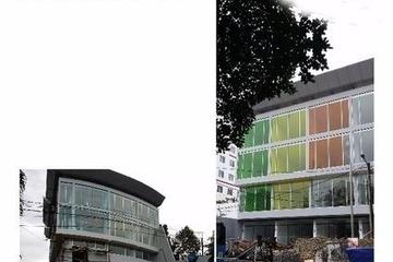 2 tampak,depan dan samping