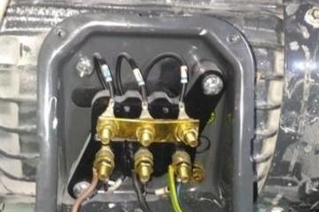 Pengerjaan Dinamo 3 Phase Untuk Mesin Giling