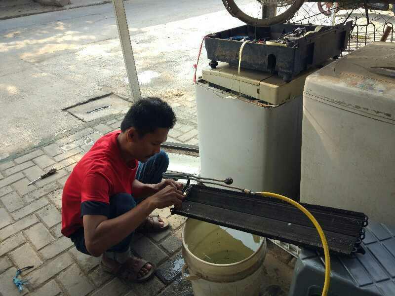 5e2561edf7d312a5