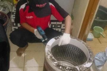 Cleaning mesin cuci