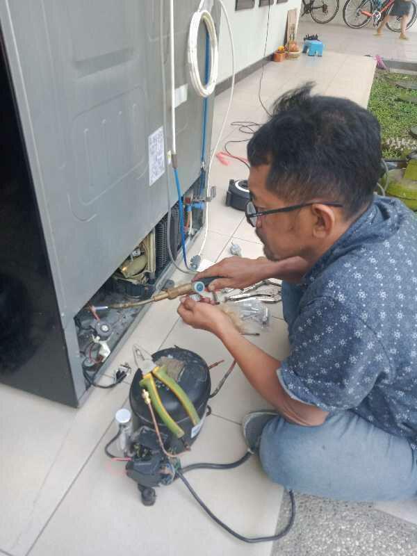 52b7044ae62ef095