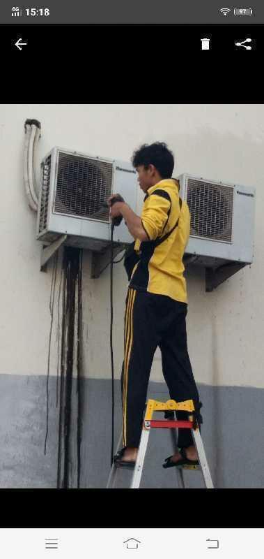 Service Peralatan Elektronik