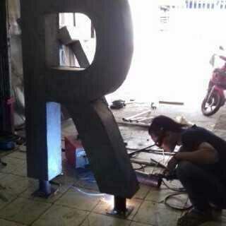 9691a599f38d7045
