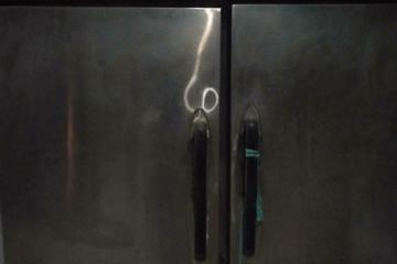 Repair upright freezer