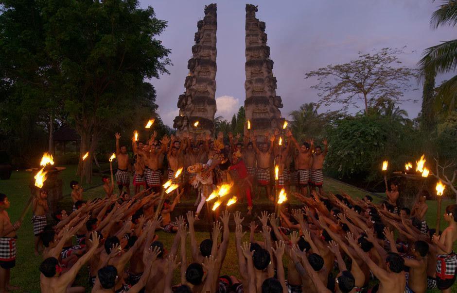 Chedi ubud bali kecak dance v 1