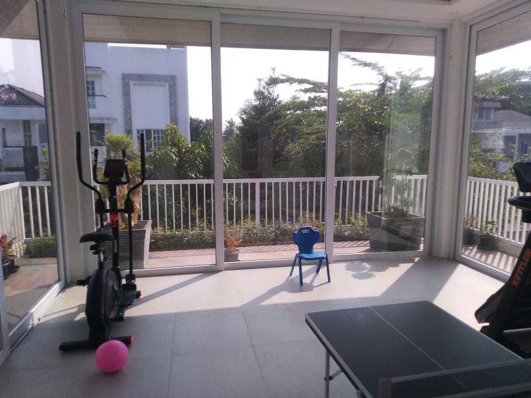 Renovasi Balcony Carport, Tangerang Kota