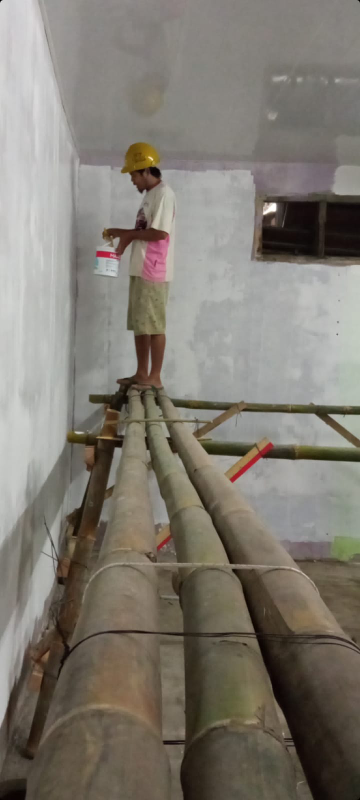 pemasangan keramik dan enteriyor rumah