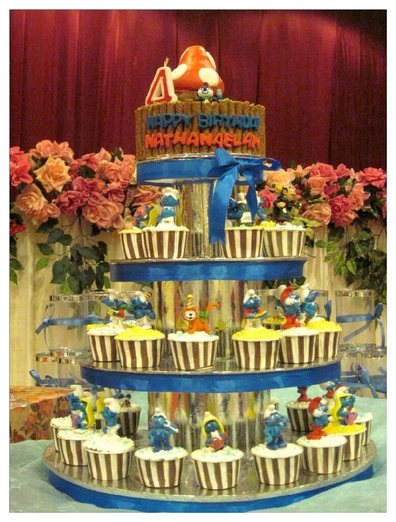 Cupcake ultah smurf