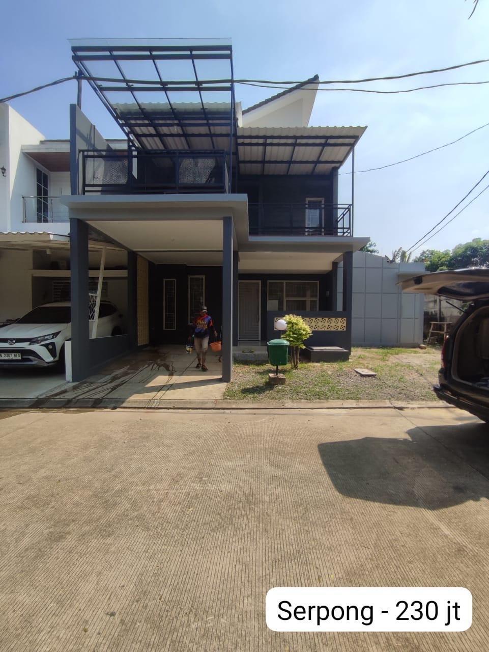 Tampak depan renovasi rumah serpong