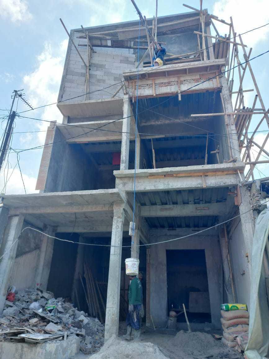 Progres bangun rumah 3 lantai modern