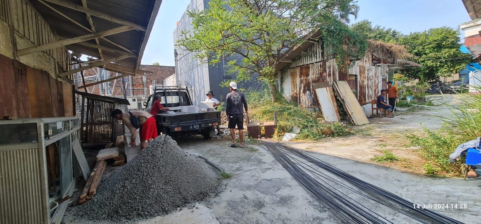 Proses pembangunan rumah petak 1 