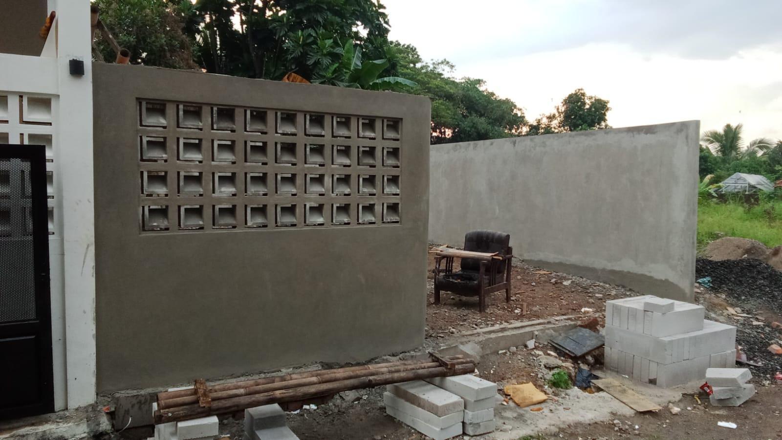 Pembangunan pagar roster