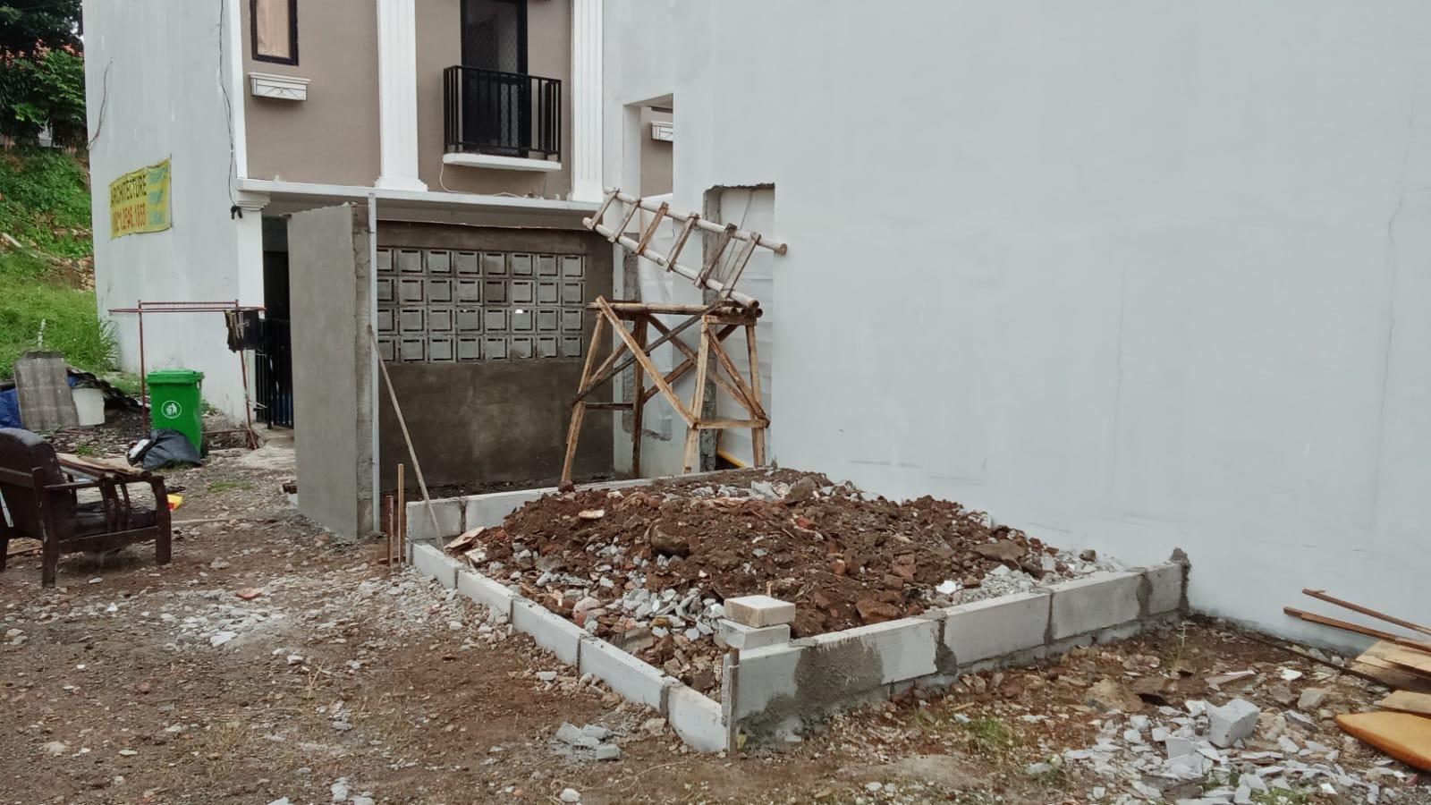 Pekerjaan pemasangan roster