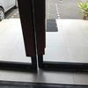 Thumb 1. pintu masuk utama