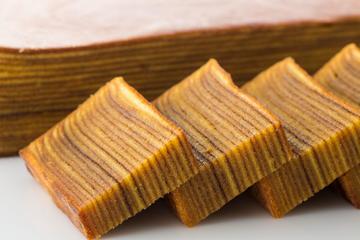 kue lapis legit