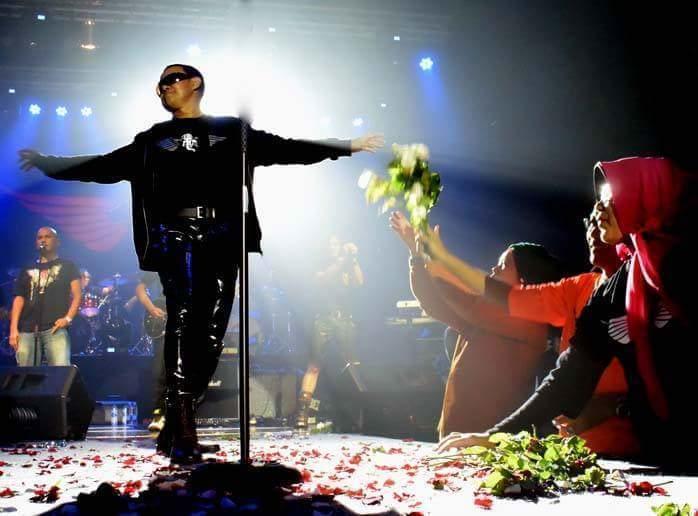 Fb img 1459445412715