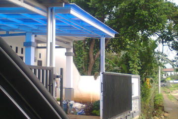 Canopy dengan Polycarbonate