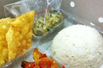 nasi kotak dendeng nalado