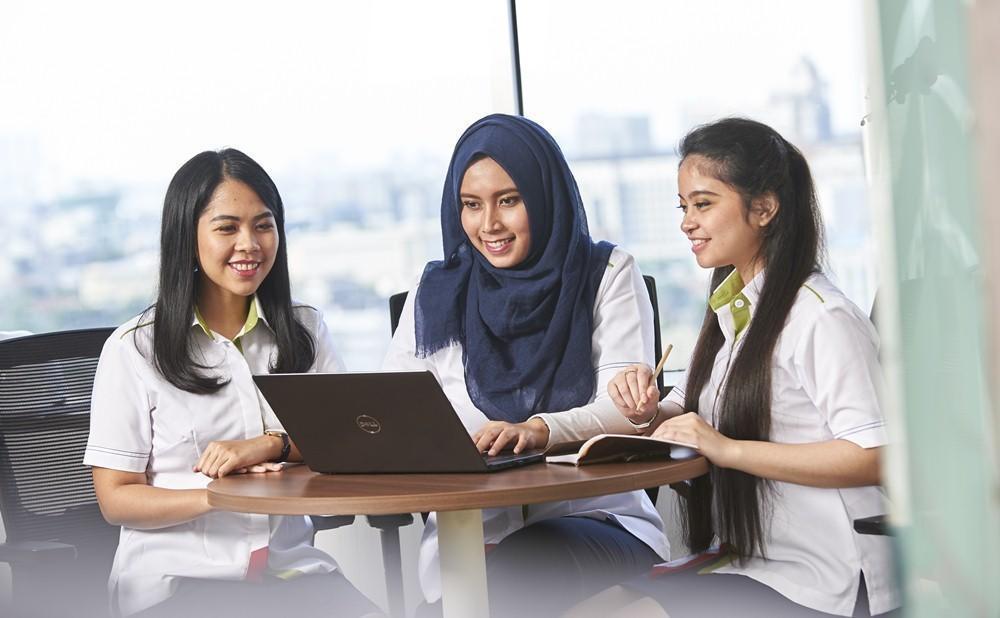 Jasa makeup artist bekasi5