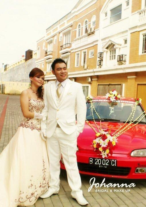 208734 195125107189736 4810578 n