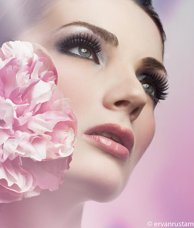 Yurica darmawan  commercial photographer