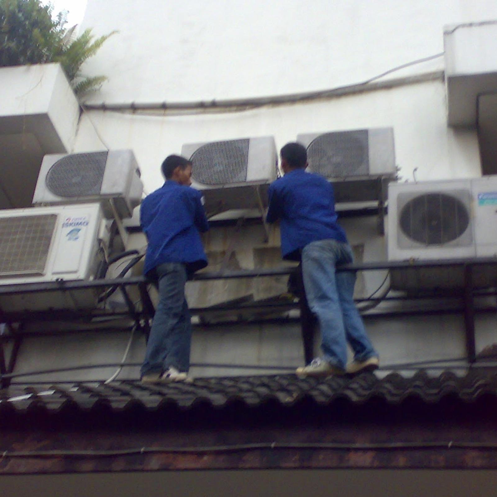 Service ac jombang