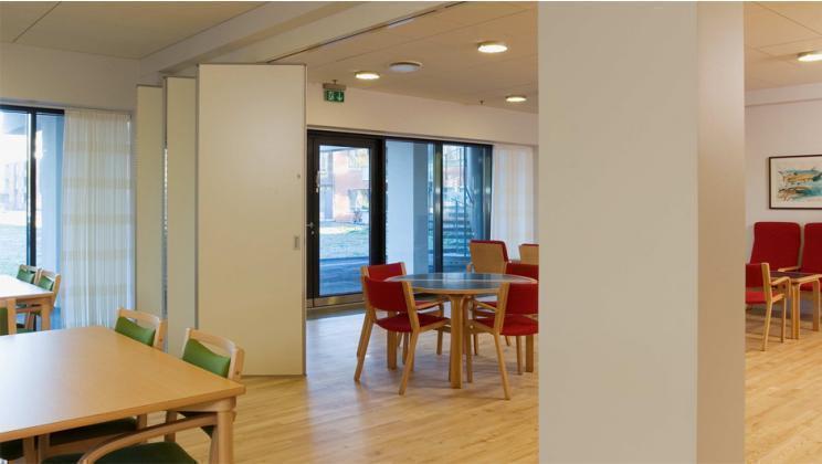 Setsize744420 folding walls 03 large