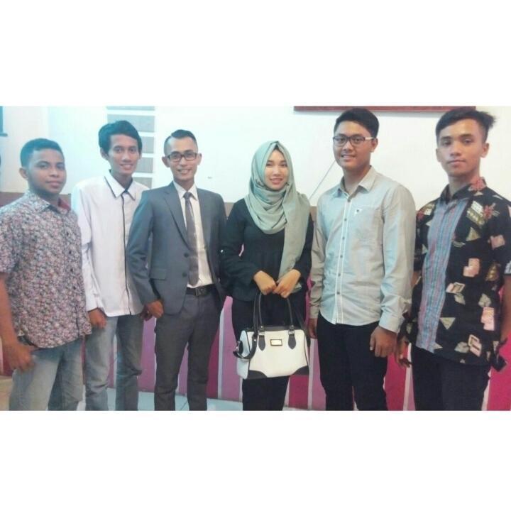 Photogrid 1471493732745