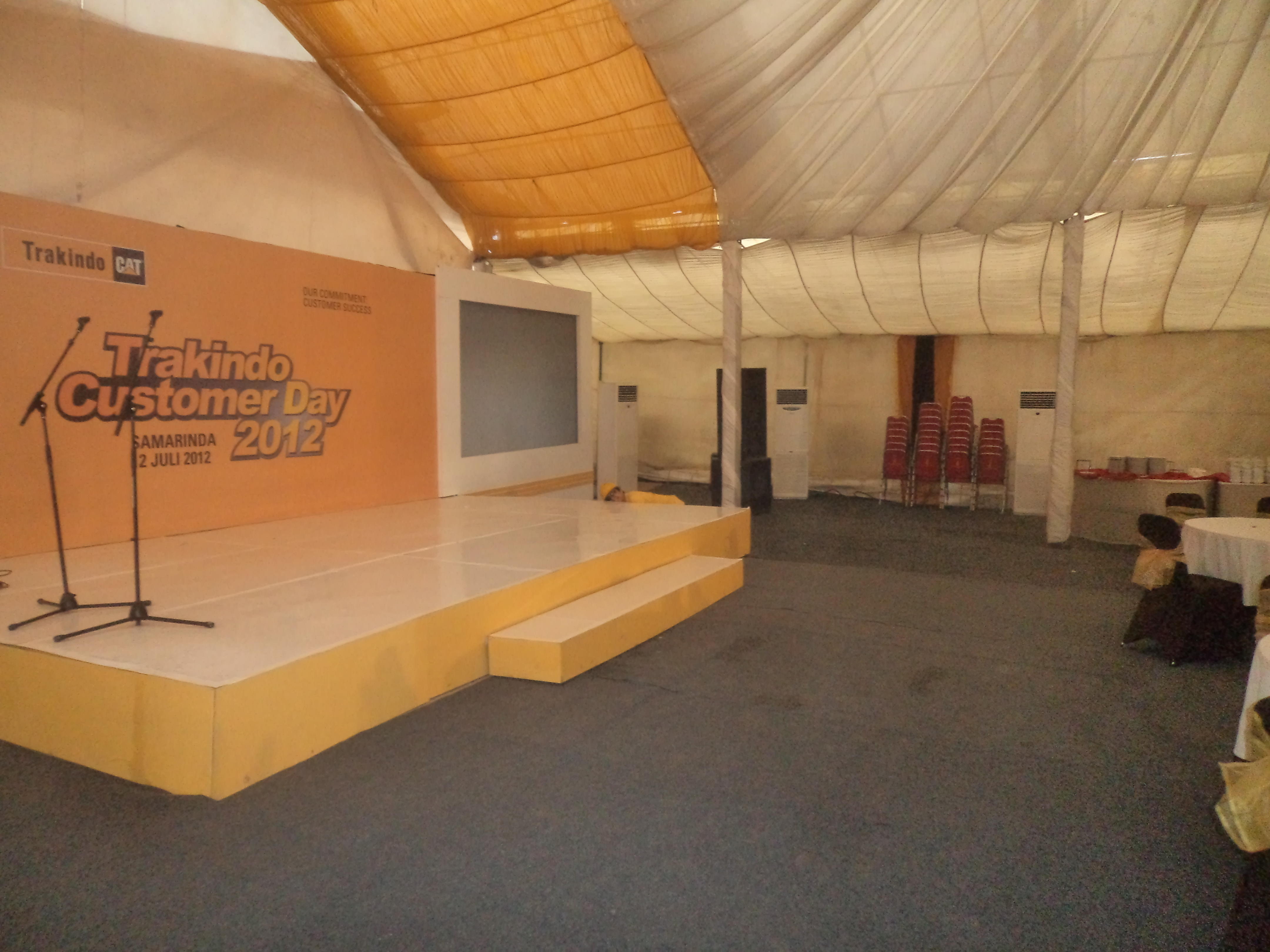 Rental AC Standing 5 Pk