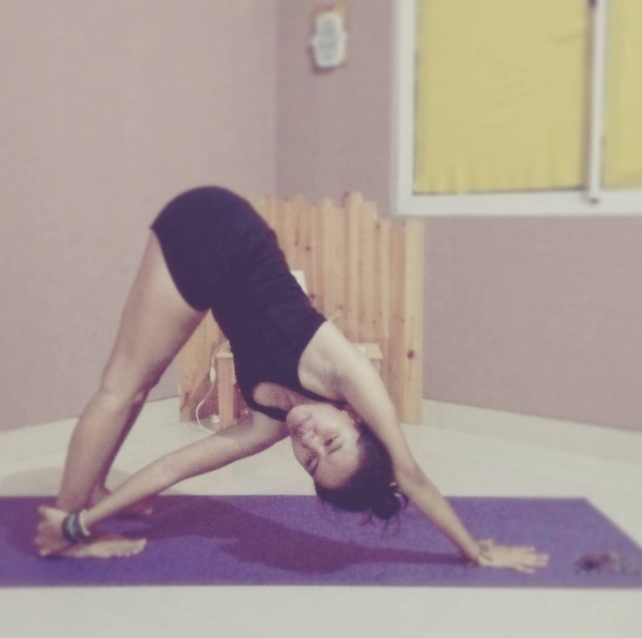 Fireshot capture 694   acha yoga studio on instagram   l    https   www.instagram.com p bkchdz8gtom 
