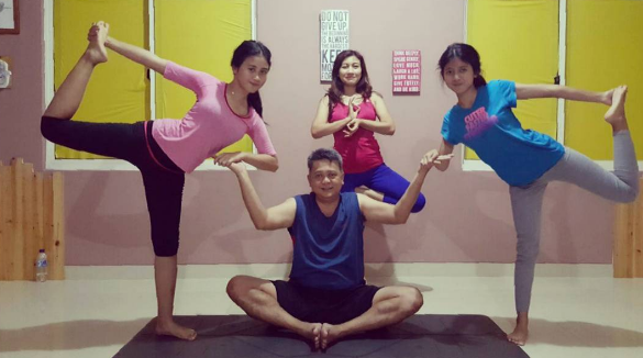 Fireshot capture 696   acha yoga studio on instagram        https   www.instagram.com p bjvqajcaoen 