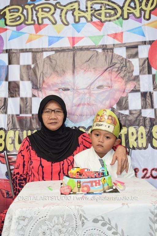 Foto ulang tahun keanu09