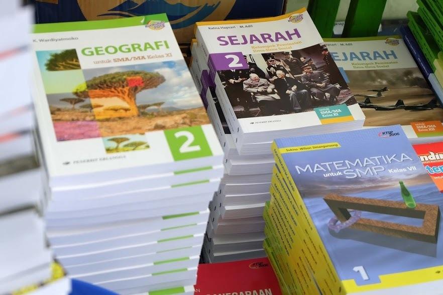 Buku sekolah 2