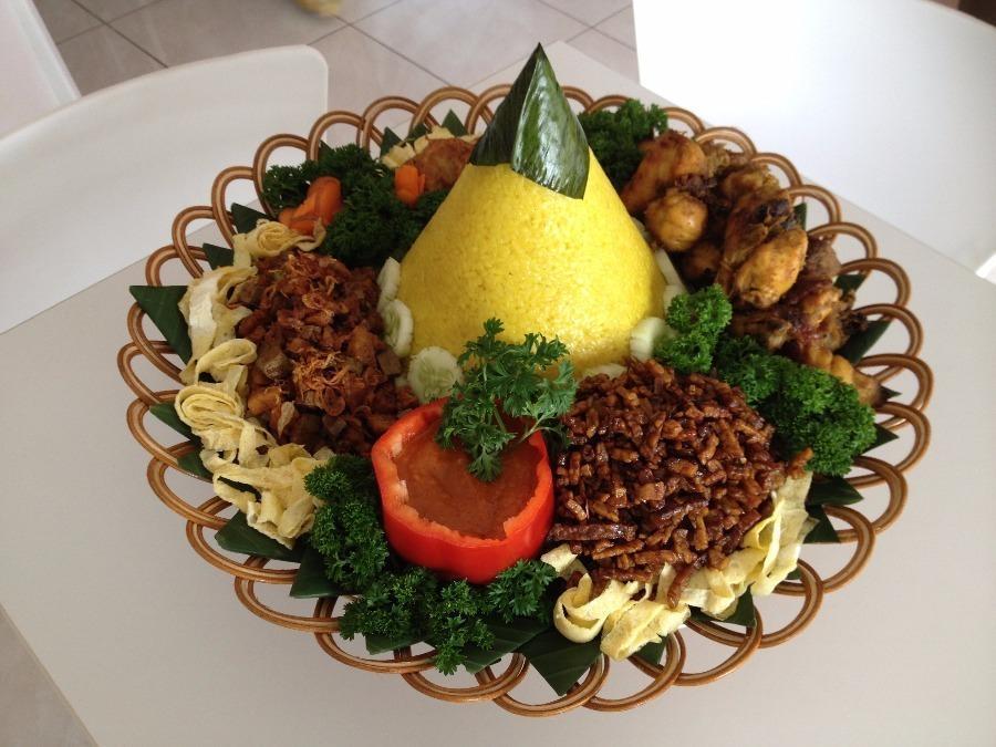 Tumpeng 3