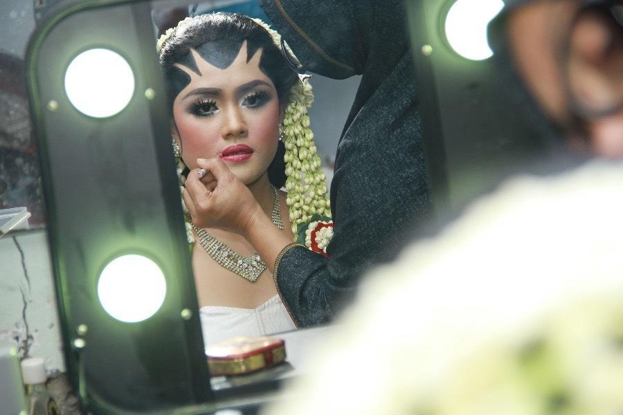 Dewi11