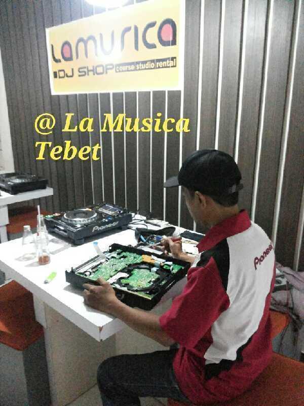 Cymera 20170326 0646591490486887294