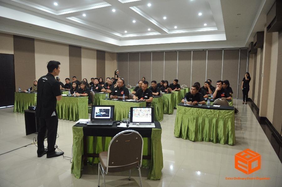 CORPORATE TRAINING